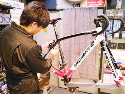 自転車工房JUNでは販売した全ての自転車すべて定期点検永久無料！